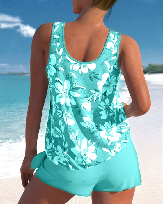 Tankini gibt es in lässigen Stilen und Drucken