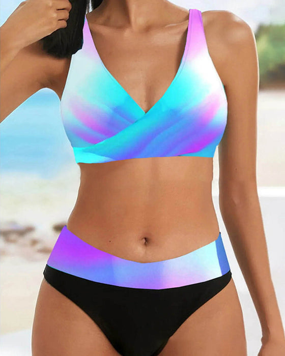 Bikinis mit mittlerer Taille und vorderem Kreuz