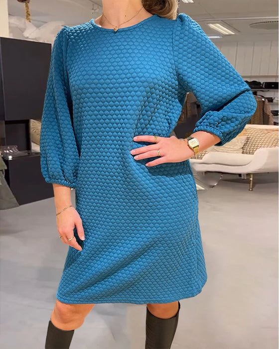 Elegantes einfarbiges Kleid