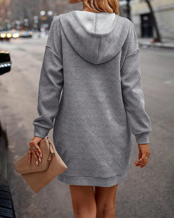 Lässiges, einfarbiges Kleid mit Kapuze