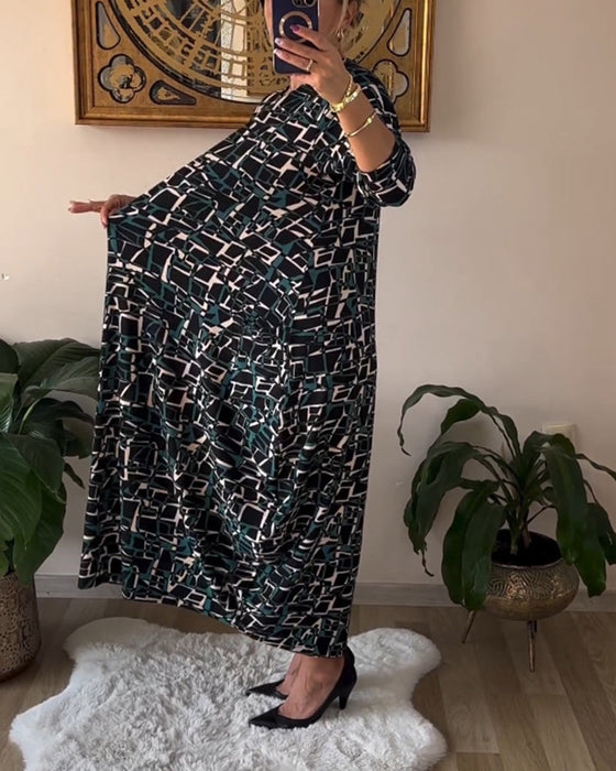 Kleid im Retro-Stil und mit langen Ärmeln