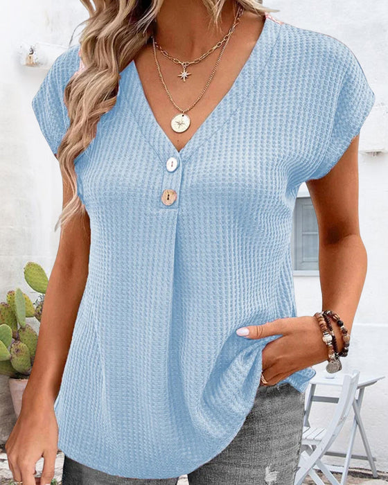 Schlichtes T-Shirt mit V-Ausschnitt