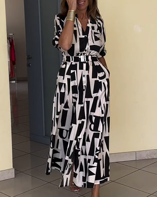 Kleid mit geometrischem Print und lockerer Passform