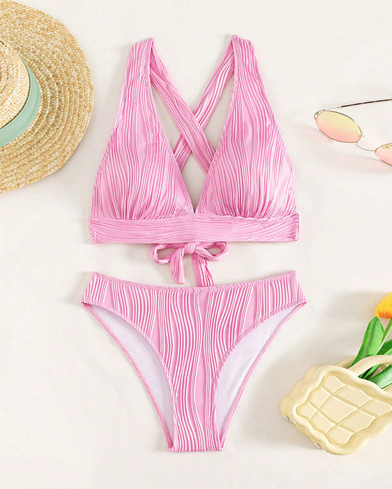 Einfarbiger, sexy Bikini mit tiefem V-Ausschnitt