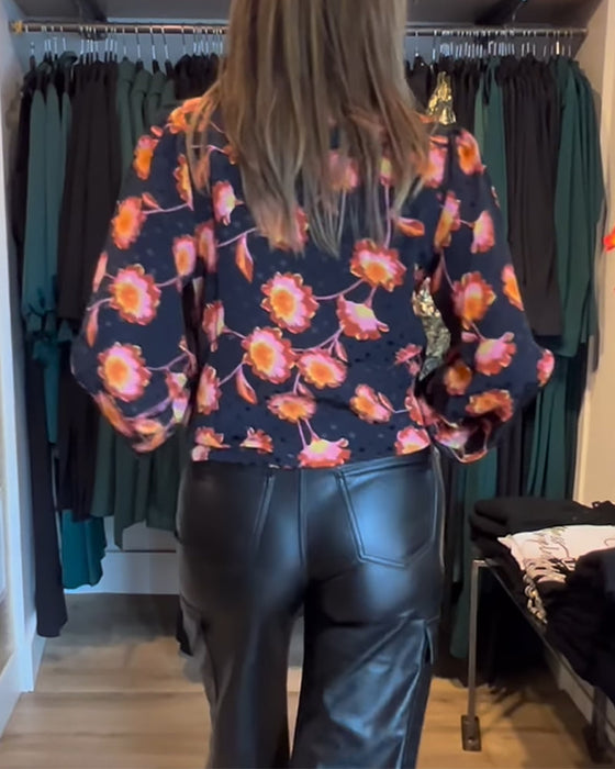 Kausaler Top mit Blumendruck