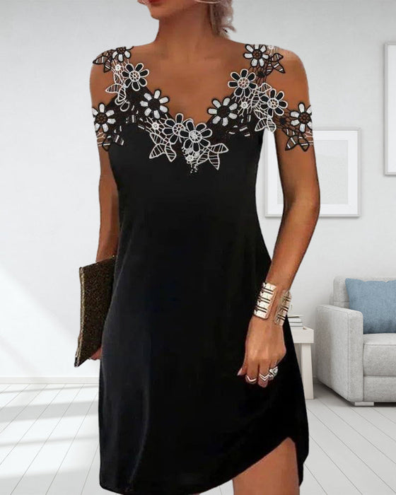 Elegantes kleid mit spitze